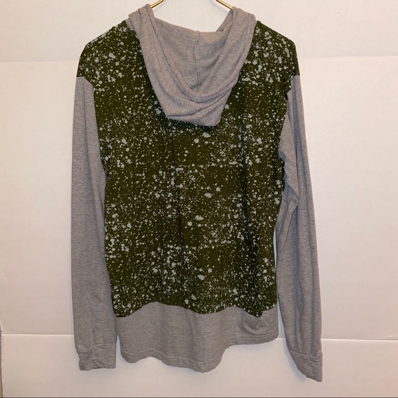 Rolling Paper‎ Pullover - Picture 2 of 3